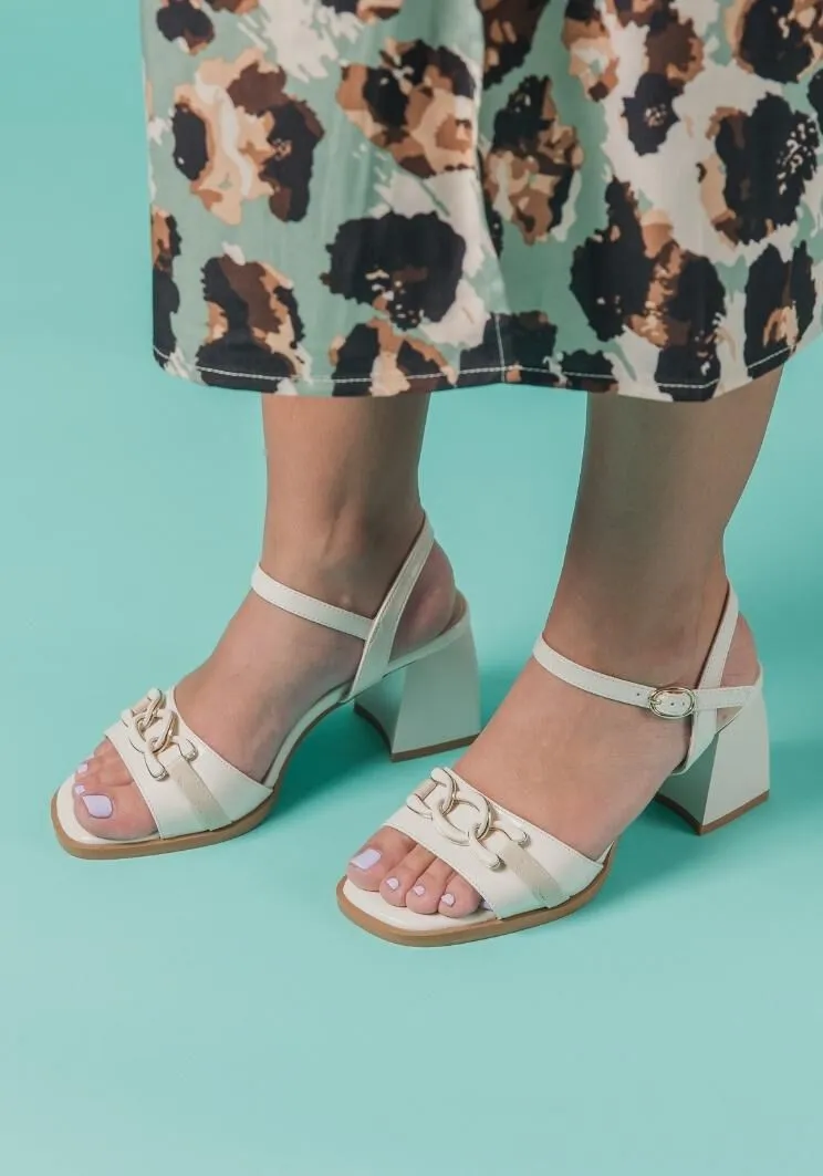 Sandalia Cuero Kiranie Beige
